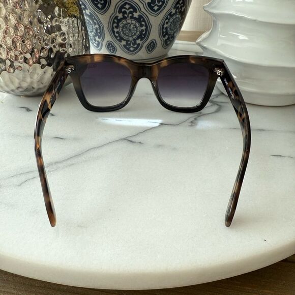 NWT Quay After Hours 51mm Square Sunglasses - Picture 5 of 6